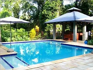 ****  Lost Paradise Hotel Mission Beach Australia